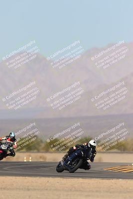 media/Dec-09-2023-SoCal Trackdays (Sat) [[76a8ac2686]]/Turn 4 Set 1 (1120am)/